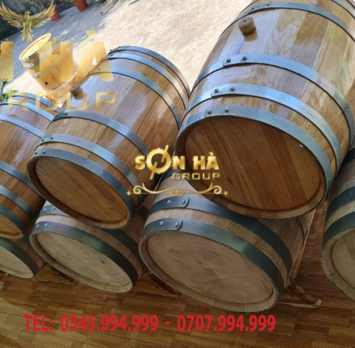 tổng kho thùng rượu gỗ sồi nhập khẩu.